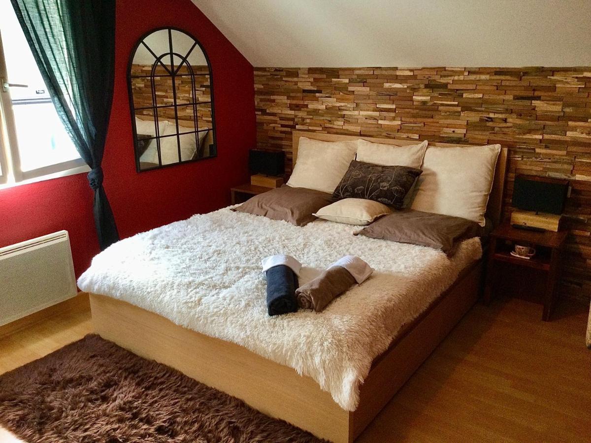 Location Chambres Le Panorama - Aeroport Geneve - Pays De Gex Chevry  Buitenkant foto